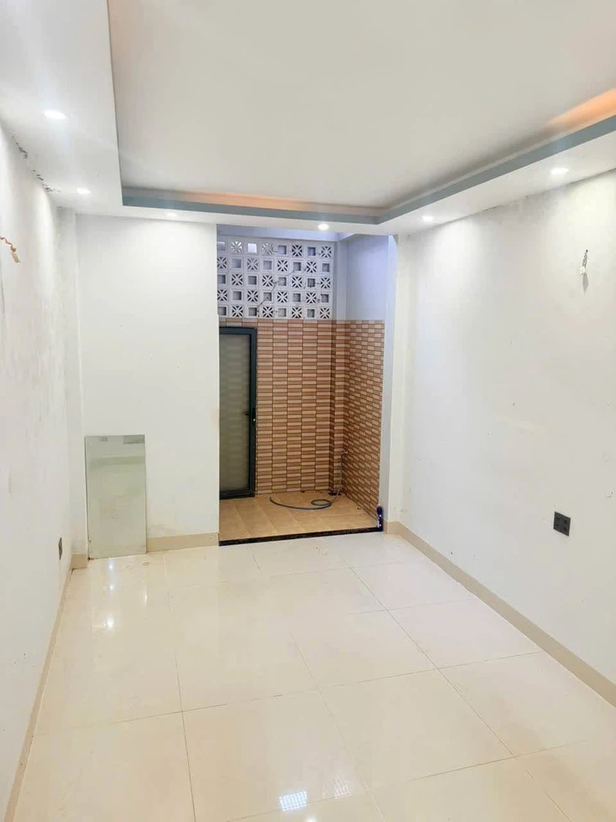 Cho thuê nhà mặt tiền 560m² Vũng Tàu 24 triệu/tháng - Ảnh thu nhỏ 2