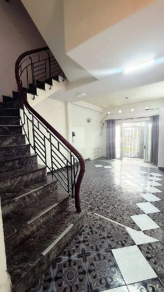 Nhà hẻm mặt tiền Hoàng Hoa Thám 4 PN 56m² 9.2 tỷ - Ảnh 1