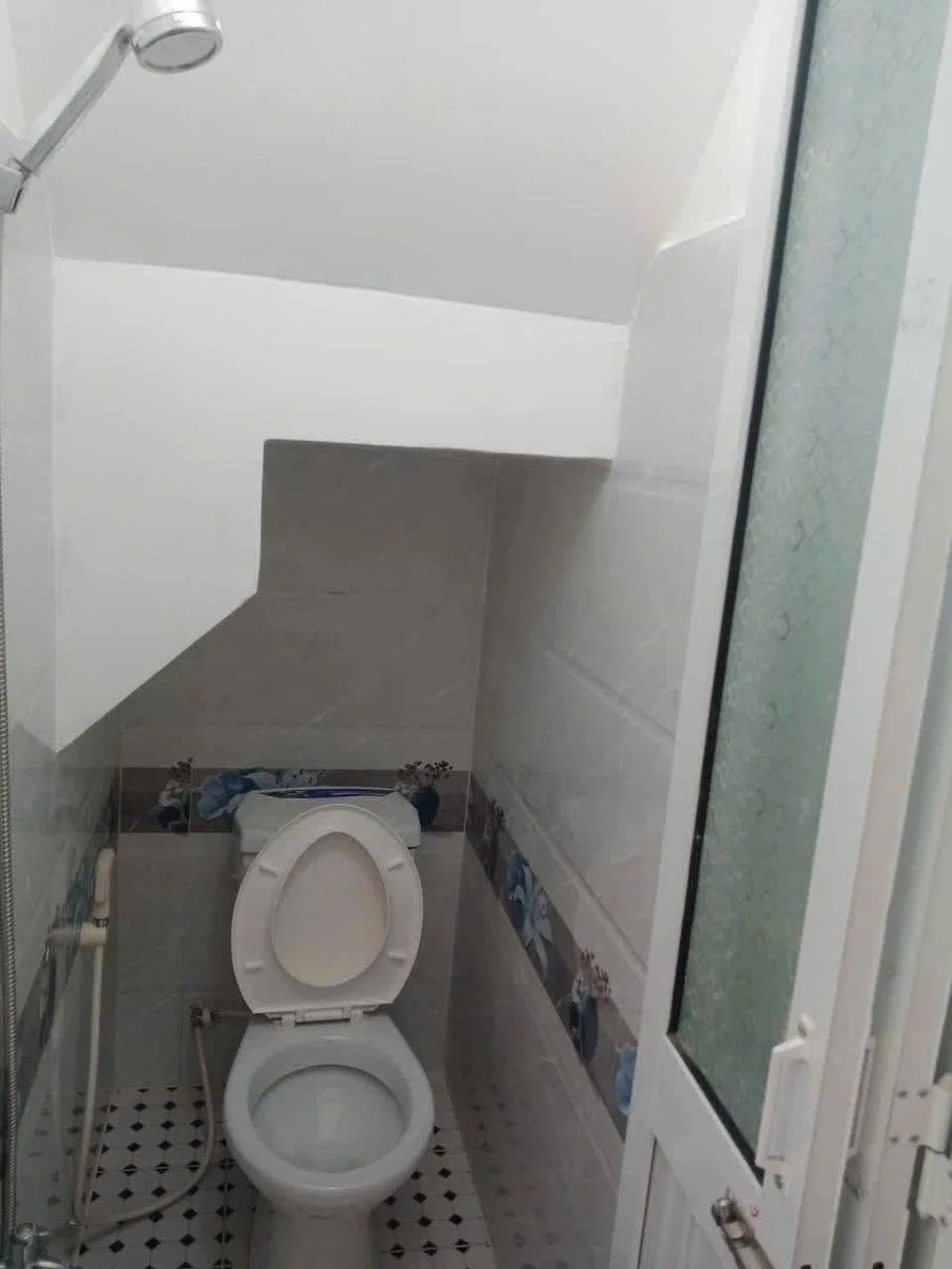 Bán nhà Quận 12 sổ chung 11.2m² giá 650 triệu - Ảnh thu nhỏ 4