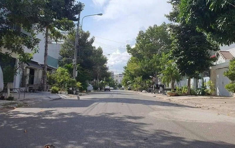 Bán lô đất thổ cư 100m2 mặt tiền Phan Thiết 3 tỷ