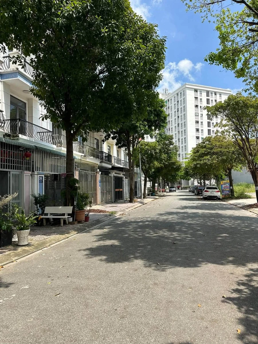 Bán nhà 2 lầu 4 phòng ngủ 64m² Đường D6 KDC Phúc Đạt - Ảnh 1