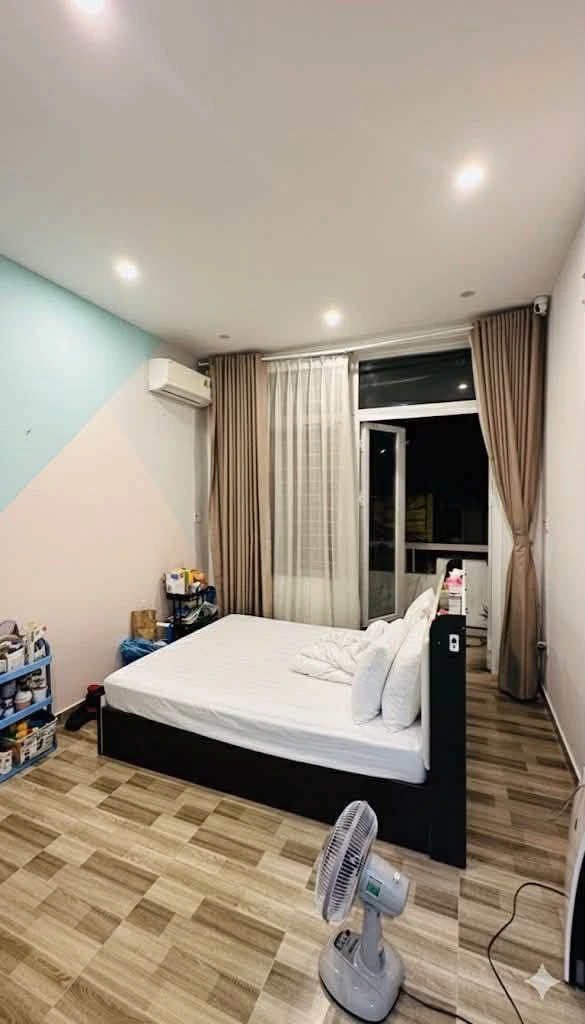Bán nhà mặt tiền 66m2, 3 phòng ngủ tại Trần Khắc Chân, Phú Nhuận - Ảnh thu nhỏ 4