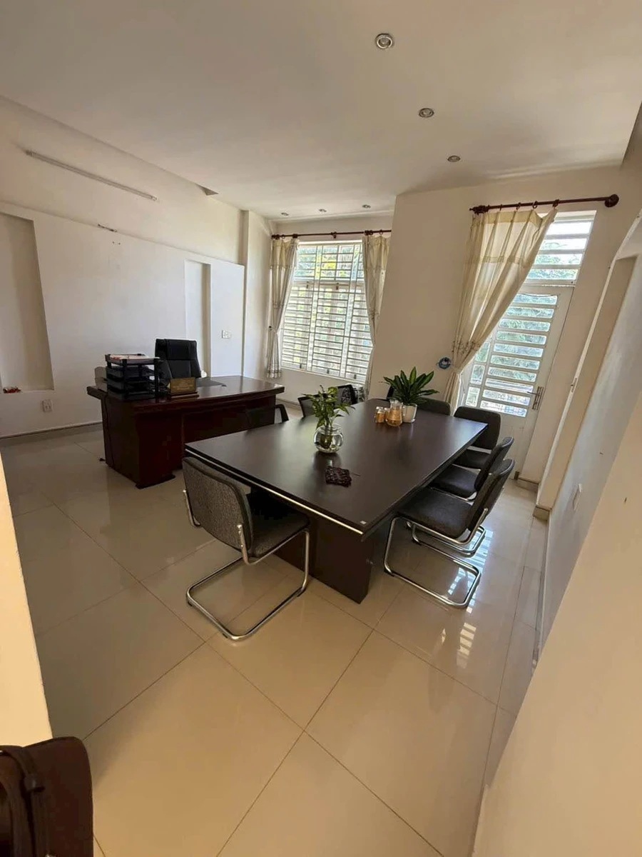 Bán shophouse mặt tiền Trần Phú Phan Rang 107,9 m² - Ảnh thu nhỏ 3