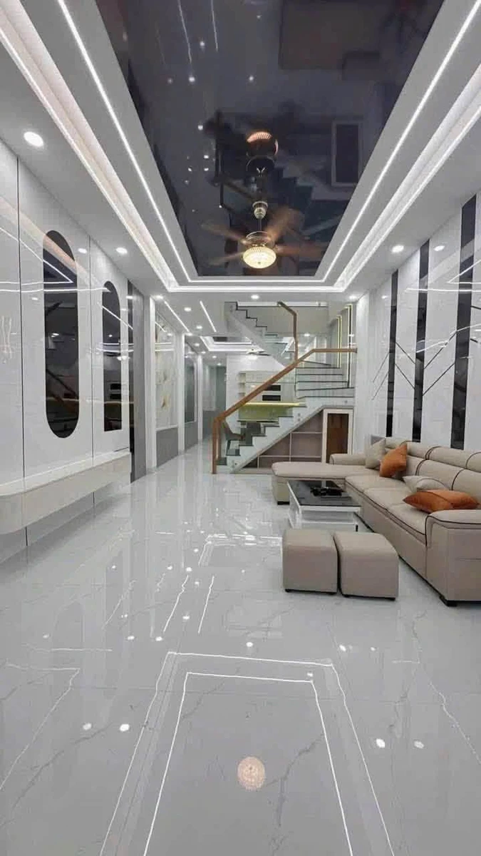 Bán nhà mới xây 1 trệt 2 lầu 4PN full nội thất, đất 103m² tại Đông Hòa, TPHCM - Ảnh thu nhỏ 2