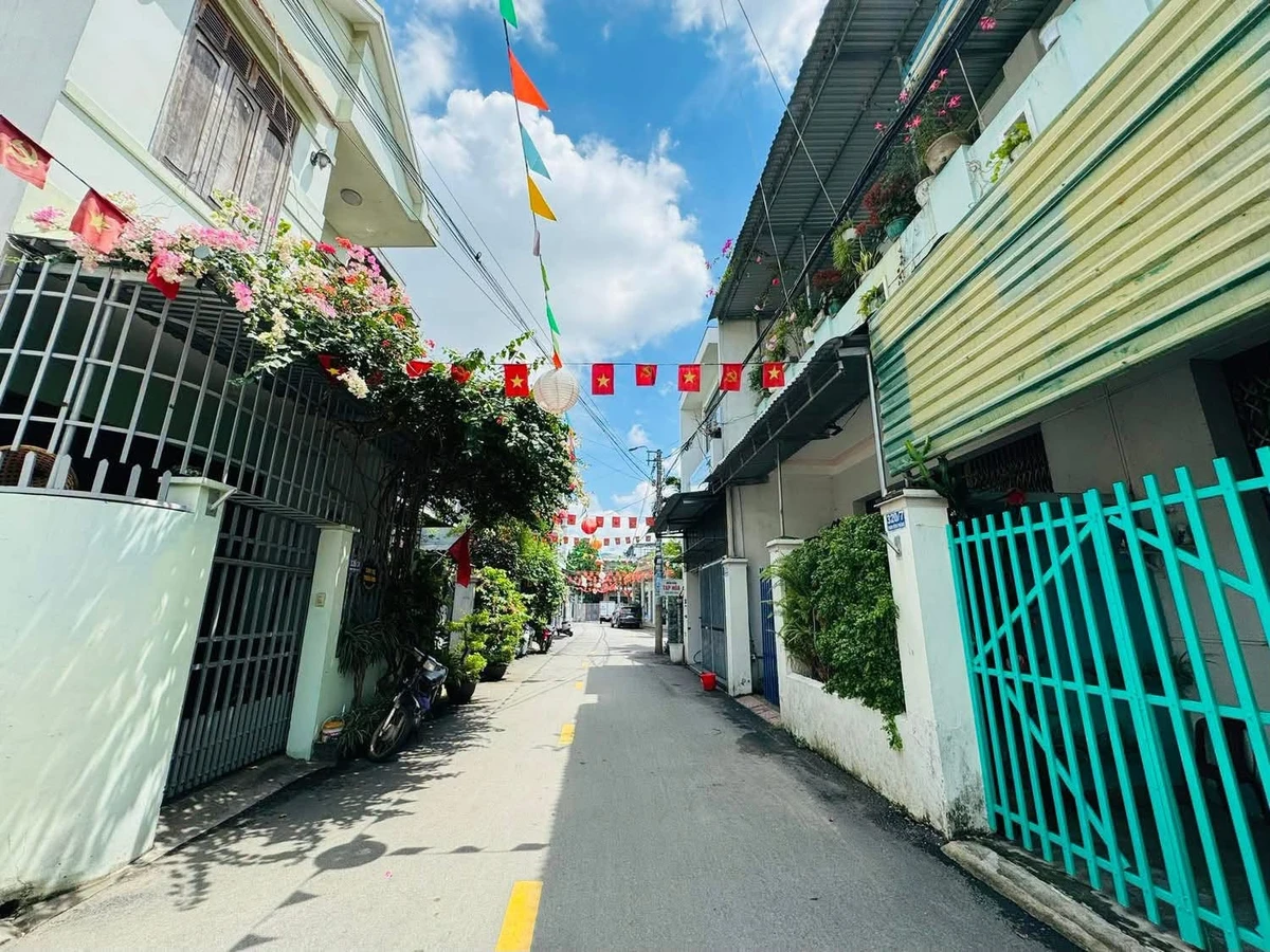 Bán đất 5x27m hẻm 320 Phan Đình Phùng, Quảng Ngãi, giá 1,8 tỷ - Ảnh 1