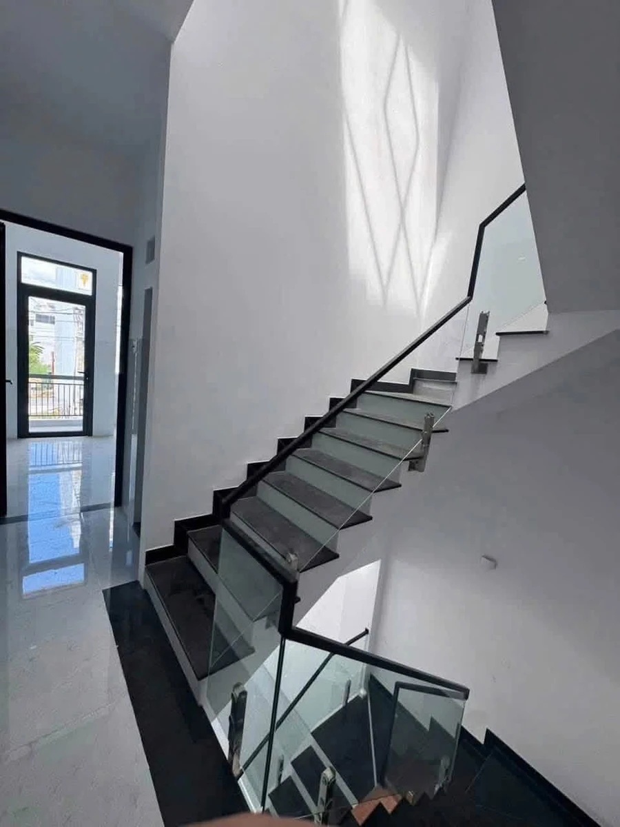 Bán nhà 3 mê 40m2 Trần Văn Dũng Quy Nhơn 3 tỷ 550 triệu - Ảnh thu nhỏ 4