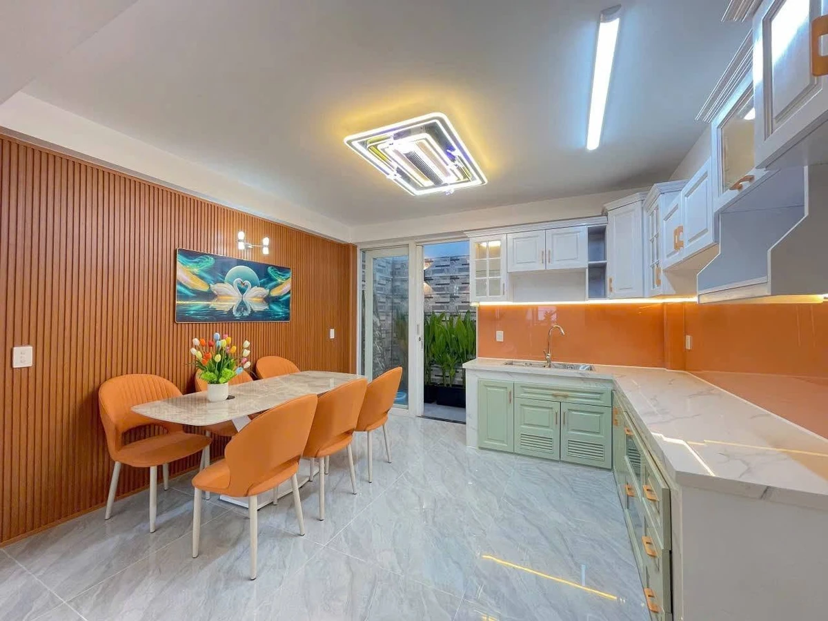 Bán nhà 4 phòng ngủ Tân Phú, hẻm 7m, 68m², 8,6 tỷ - Ảnh thu nhỏ 3