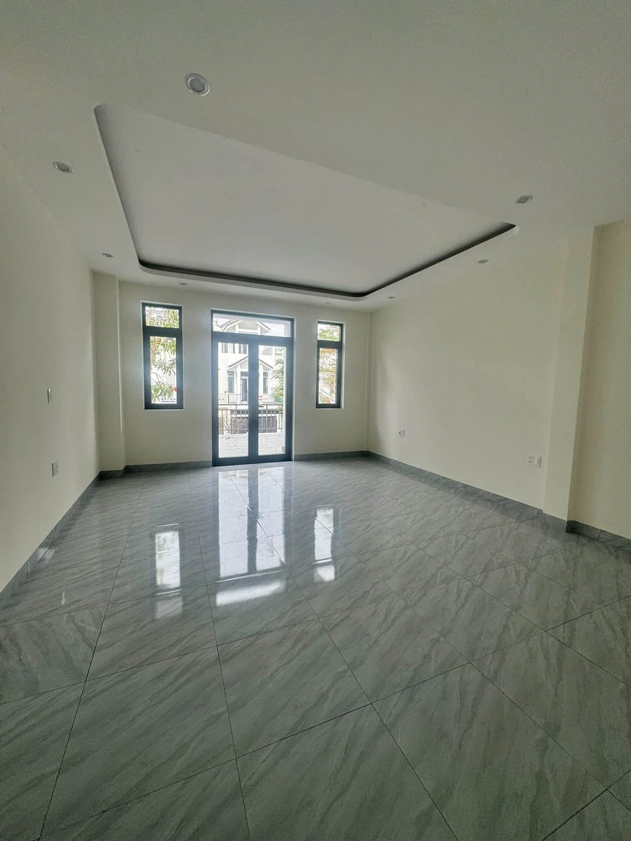 Nhà 3 tầng mái Thái 105m2 mặt tiền đường 4C, Phú Mỹ Thượng, Huế - Ảnh thu nhỏ 4