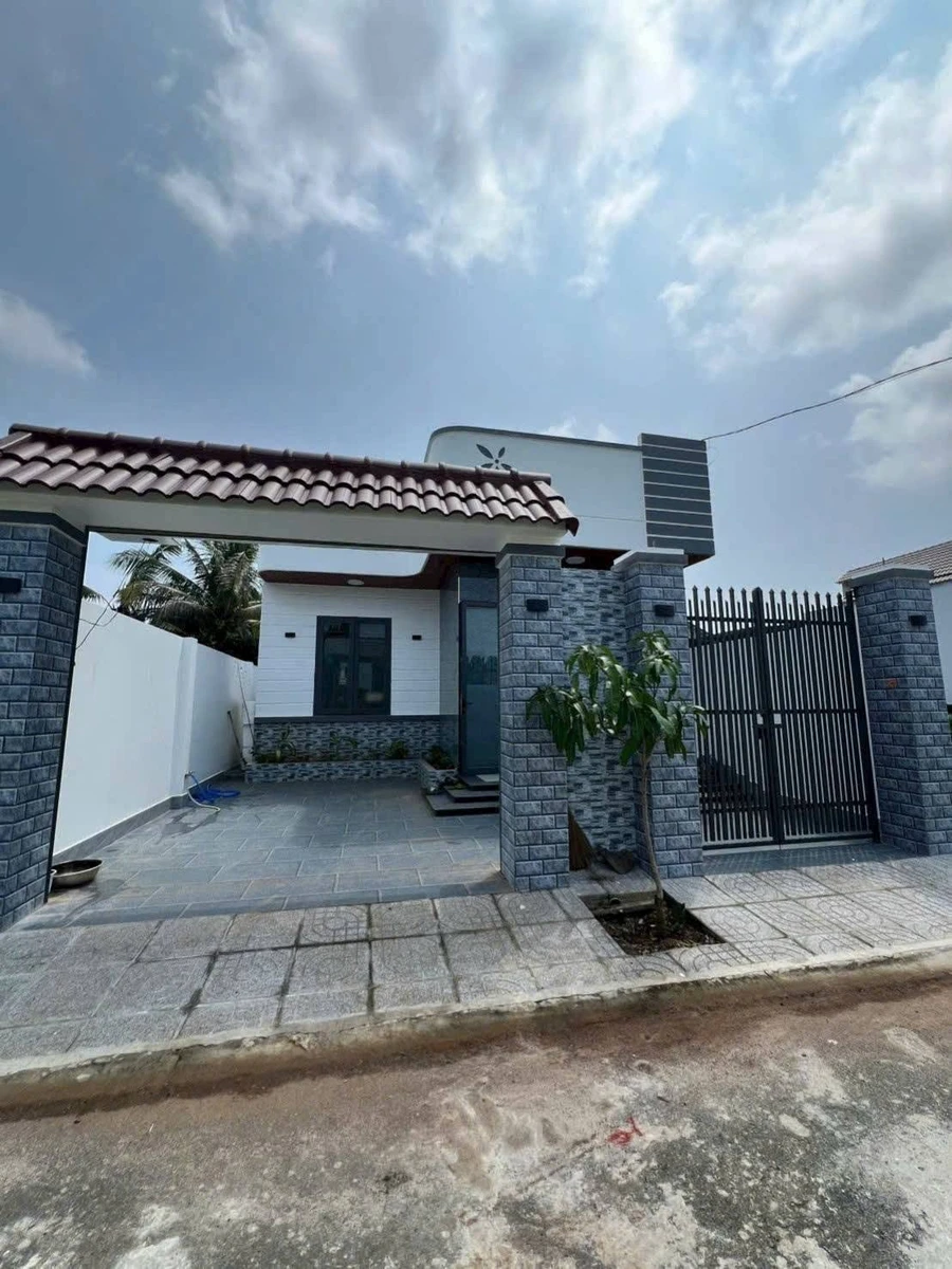 Bán nhà 127m2, 2 phòng ngủ tại Hòa Long, Bà Rịa, giá 2,9 tỷ - Ảnh 1