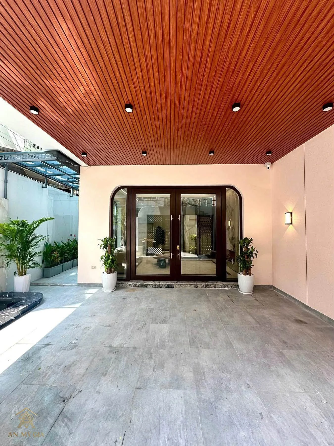 Bán nhà 4 tầng full nội thất 100m² Cao Thắng Quảng Ninh - Ảnh 1