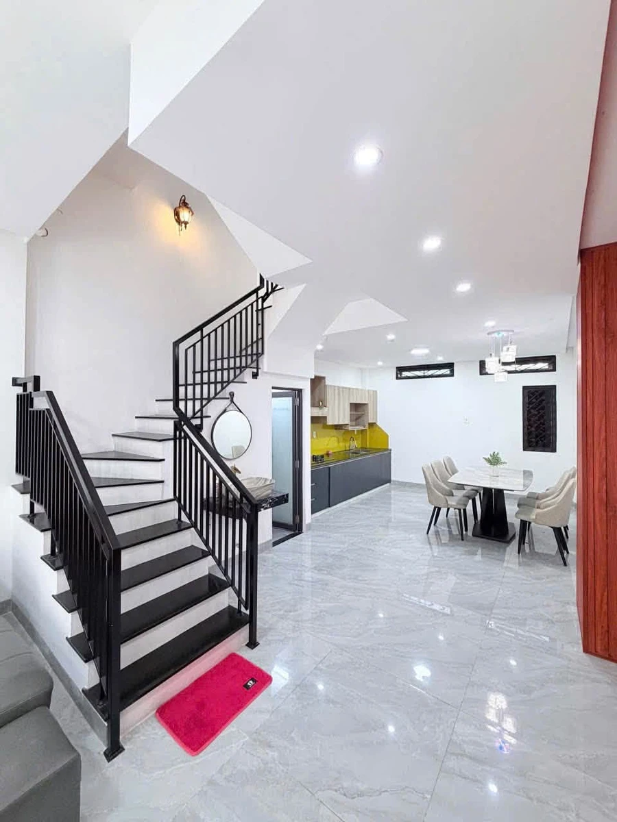 Bán nhà phố 142m2 3 tầng Thanh Khê Đà Nẵng 5 tỷ - Ảnh 1