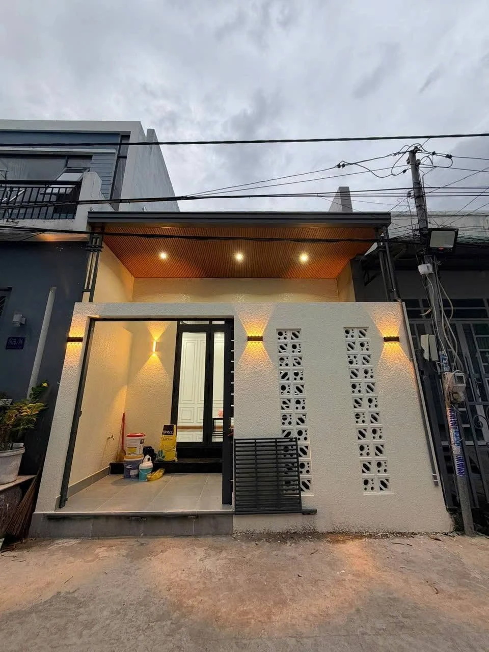 Bán nhà hẻm 85 Nguyễn Cư Trinh, 75m2, 2 phòng ngủ, gần chợ 30/4 Rạch Giá - Ảnh 1