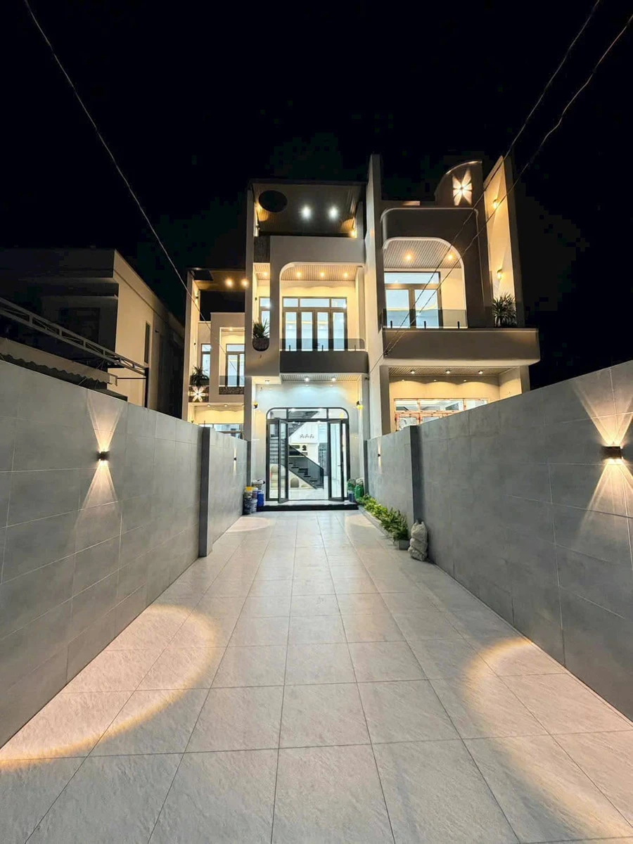 Bán nhà phố 4 tầng 132m² Biên Hòa, Sổ hồng riêng - Ảnh 1