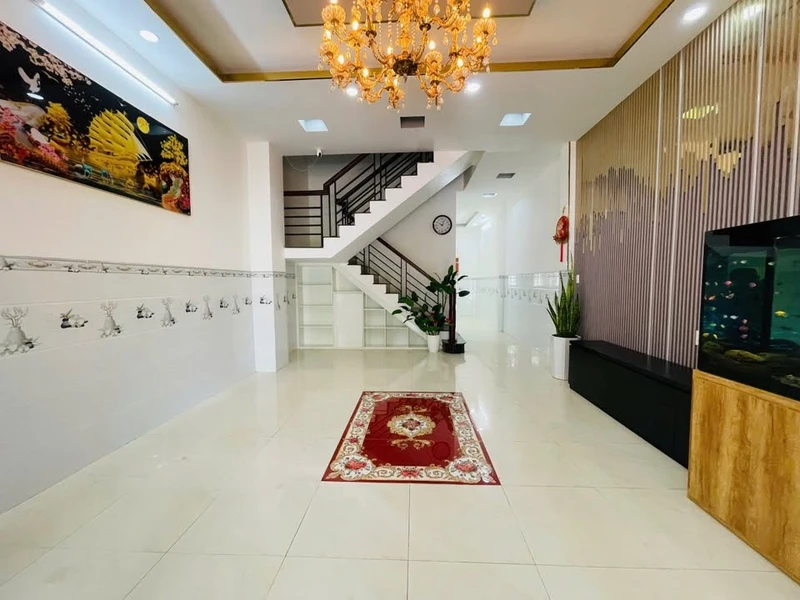 Bán nhà 2 phòng ngủ 100m² Rạch Giá, 2,8 tỷ