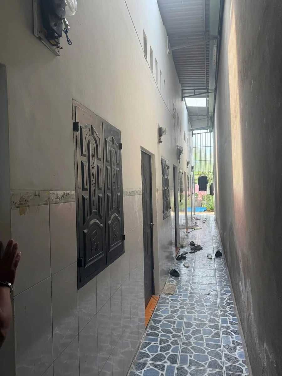 Bán nhà trọ vip Mỹ Phước 1 Bến Cát 150m2, 5 phòng - Ảnh thu nhỏ 3