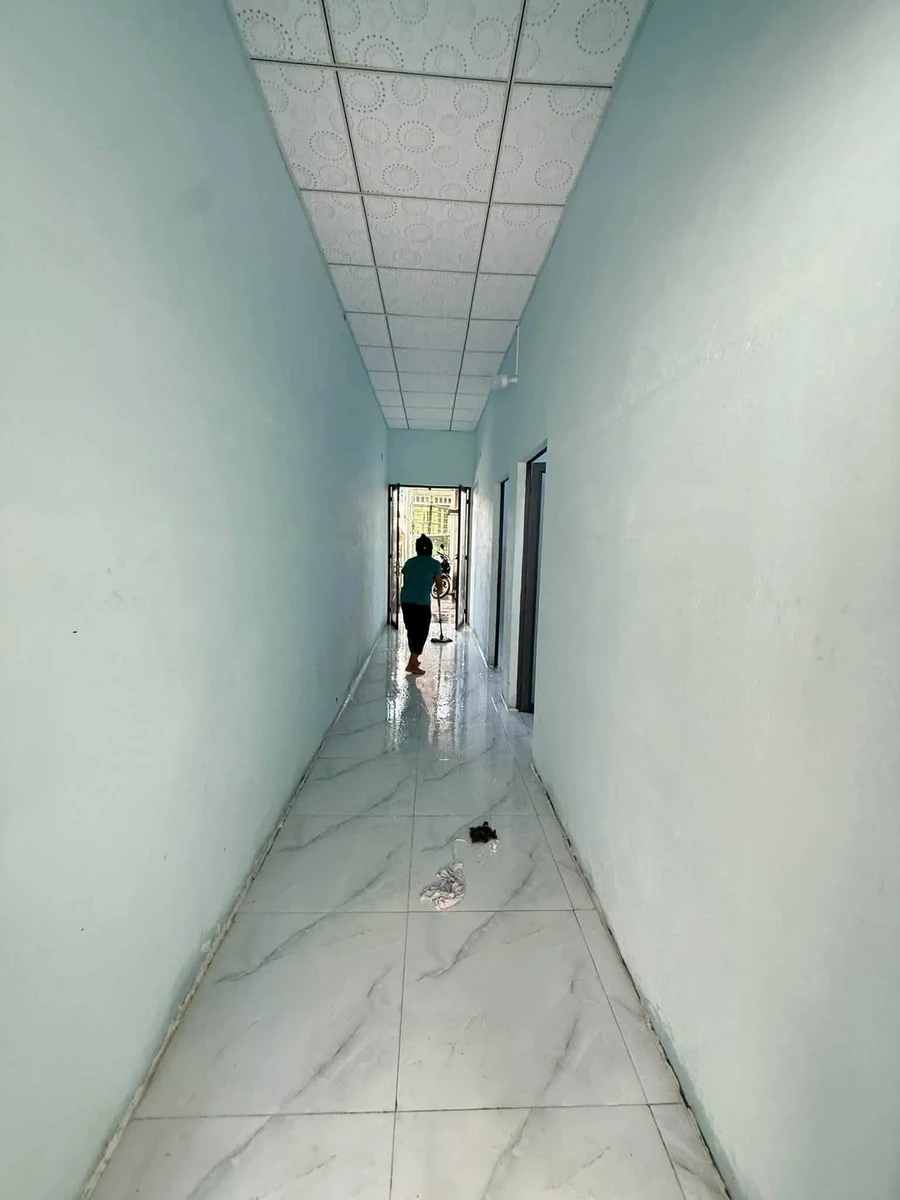 Bán nhà 2PN 50m2 rẻ 395 triệu Nhà Bè - Ảnh thu nhỏ 2