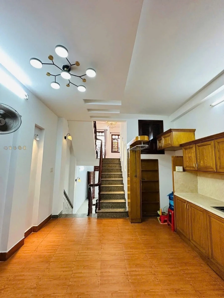 Bán nhà 4 tầng 5PN 50m² Hẻm Thành Mỹ Tân Bình - Ảnh 1