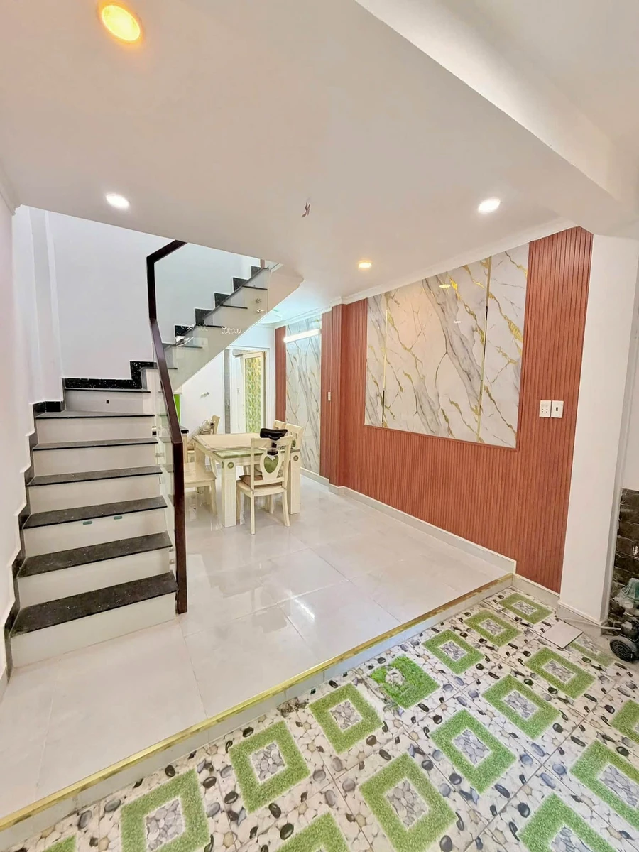 Bán nhà 3 phòng ngủ 40m² Quận 4 giá 4.59 tỷ - Ảnh thu nhỏ 3