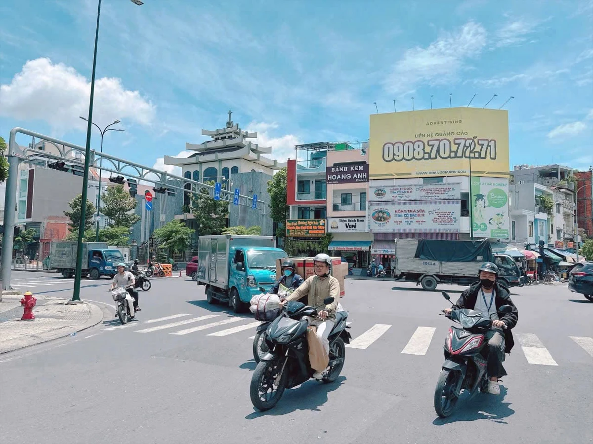 Bán nhà mặt tiền Dương Quảng Hàm 75.6m² - 11 tỷ - Ảnh thu nhỏ 3