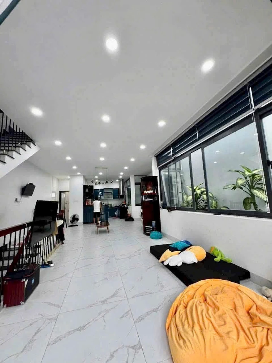 Bán nhà 1 trệt 2 lầu 103m² Đặng Thị Nhu Phan Thiết 6 tỷ 950 triệu - Ảnh thu nhỏ 4