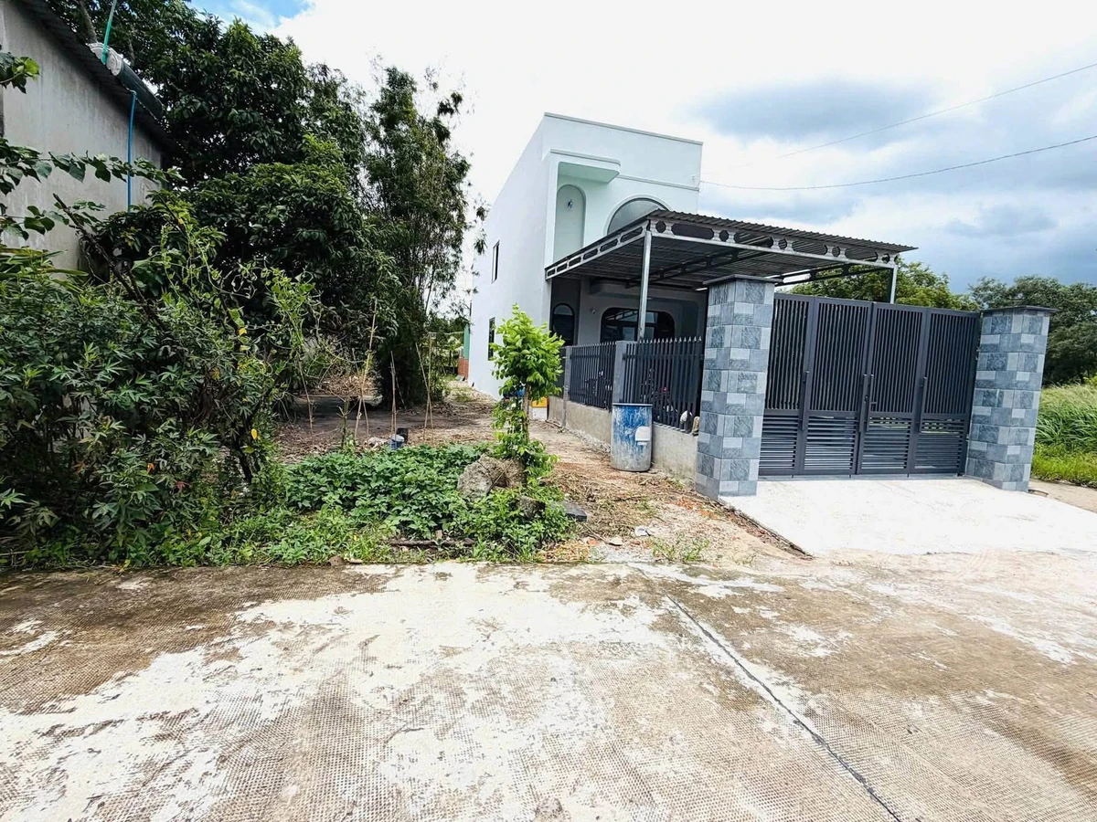 Bán đất 7x30x50m Phường Chơn Thành 800 triệu - Ảnh 1