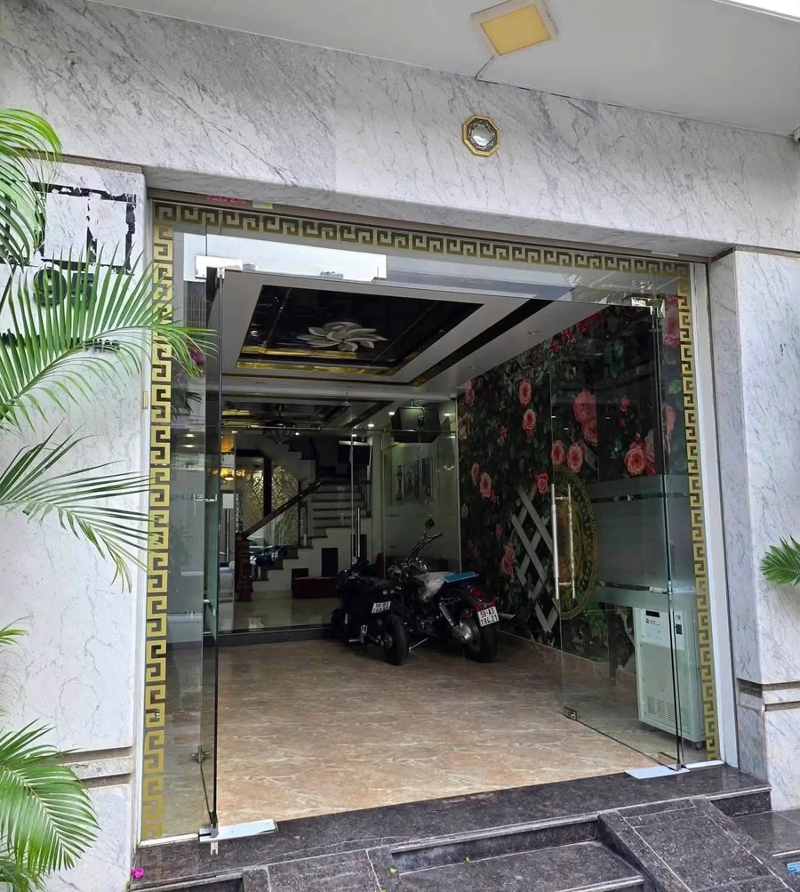 Bán nhà 4 tầng mặt phố Hoàng Ngọc Phách 104.6m2, 11.8 tỷ - Ảnh thu nhỏ 2