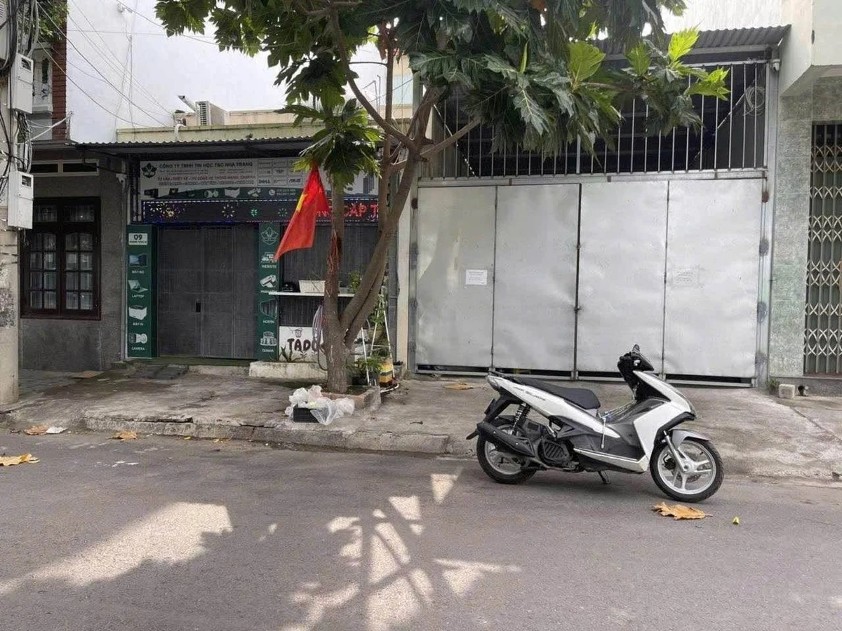 Bán đất Hoàng Tăng Bí Nha Trang 70.4m2 gần biển 7.1 tỷ - Ảnh 1