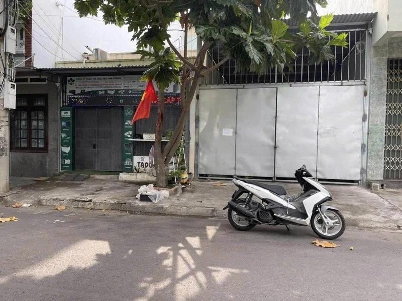 Bán đất Hoàng Tăng Bí Nha Trang 70.4m2 gần biển 7.1 tỷ