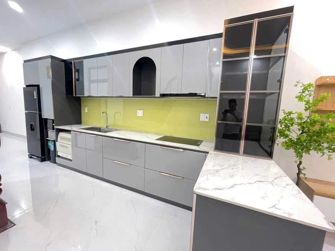 Bán nhà mặt tiền 78m² 3PN 2WC Lê Lợi Q1, 2.6 tỷ - Ảnh thu nhỏ 2
