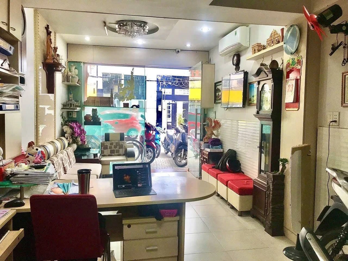 Bán nhà hẻm 45m2, 10PN/7WC, Quận 1 - Ảnh thu nhỏ 3