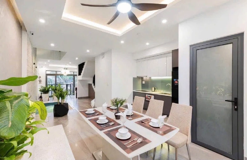 Bán tòa căn hộ 80m² full nội thất gần biển Mỹ Khê, Đà Nẵng