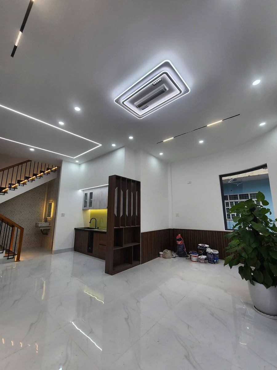 Bán nhà phố 1 trệt 2 lầu 47m² Gia Lai 4 tỷ 890 - Ảnh thu nhỏ 2