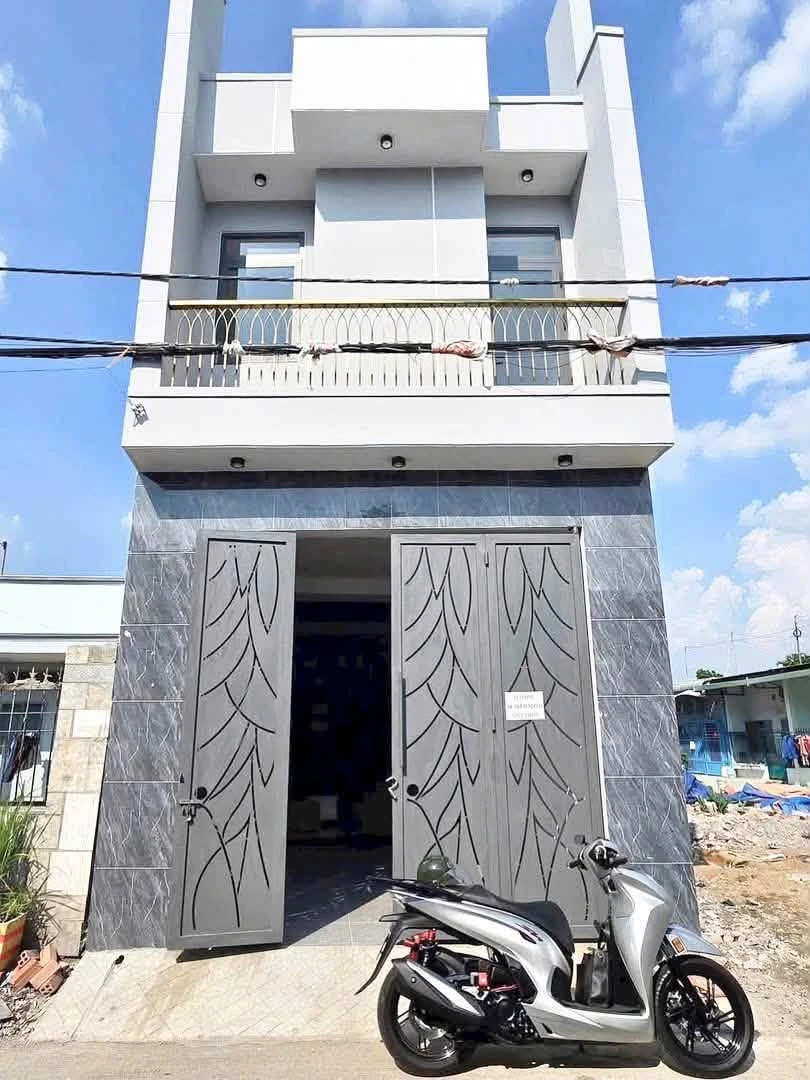 Bán nhà 1 trệt 1 lầu 3PN sổ riêng hoàn công, Kp3 Phường Trảng Dài, giá 3,579 tỷ - Ảnh thu nhỏ 2