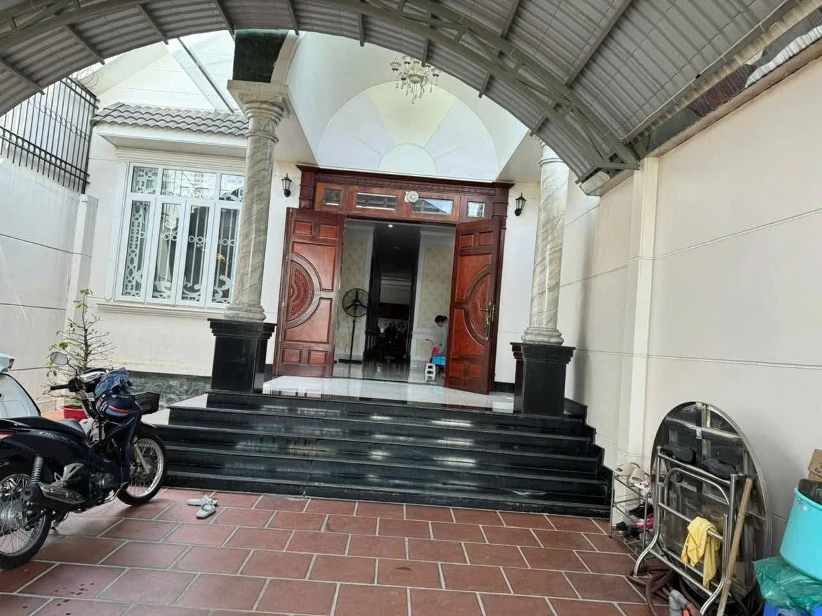 Bán nhà sổ hồng mặt tiền Khánh Bình, 257m2, 3PN, Bình Chánh - Ảnh thu nhỏ 2