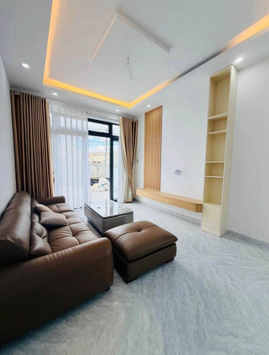 Bán nhà Đà Lạt 163m² 4 phòng ngủ, giá 4,3 tỷ - Ảnh thu nhỏ 2