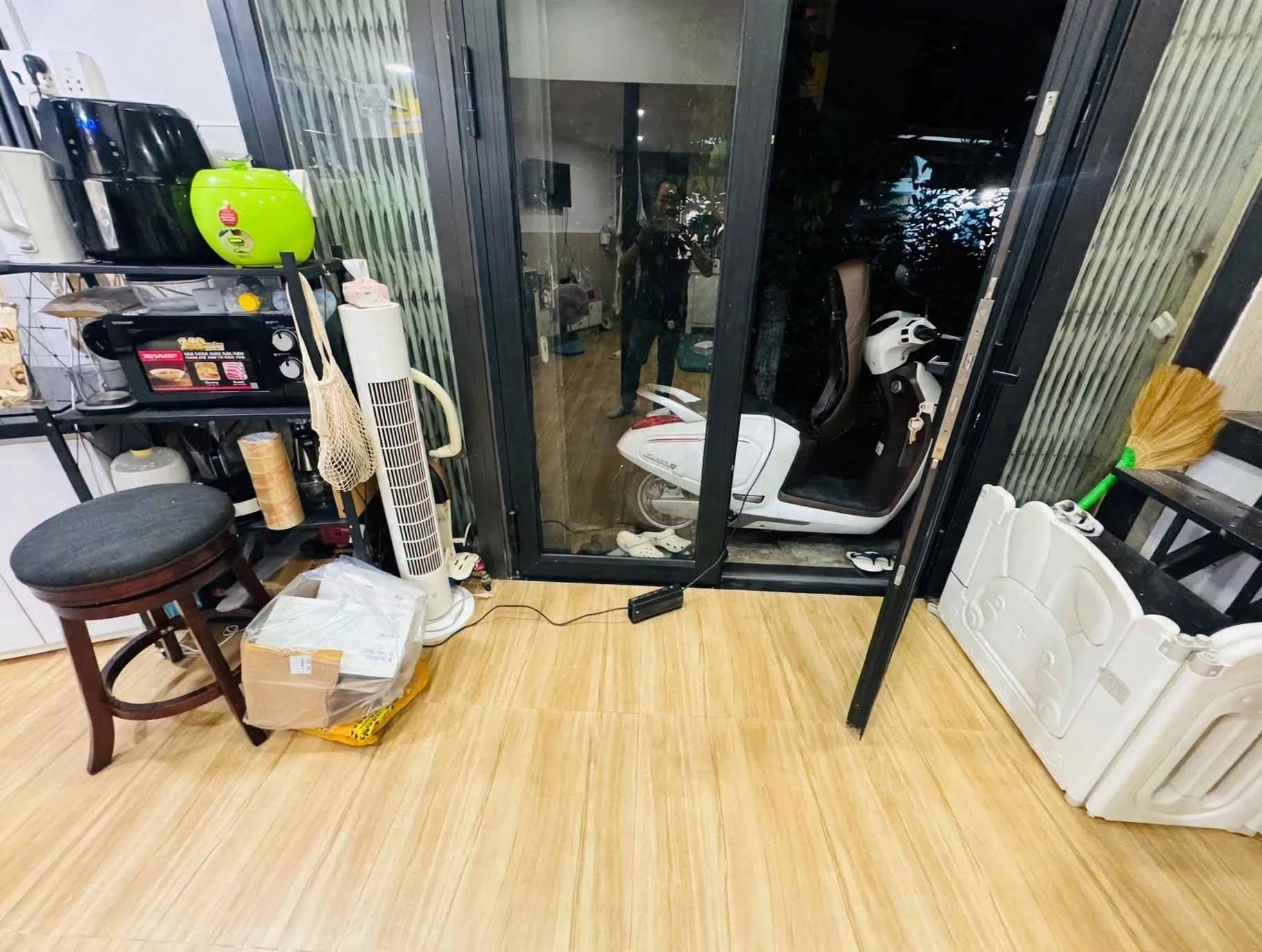 Bán nhà ngang 11,4m Hoàng Văn Thụ, 115m², 2PN, Phú Nhuận - 9,8 tỷ - Ảnh 1