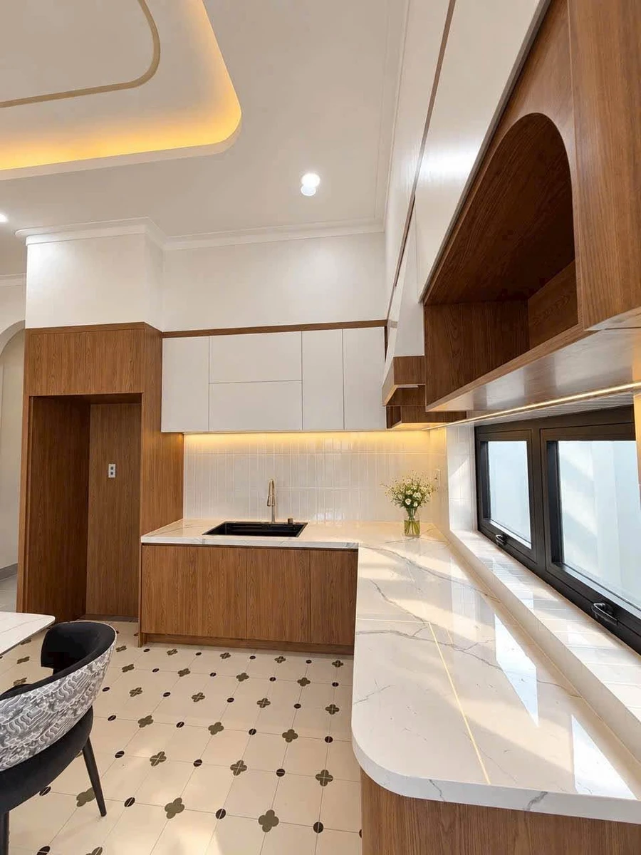 Bán nhà mặt tiền 1 trệt 1 lầu 150m² Phan Thiết 3,25 tỷ - Ảnh 1