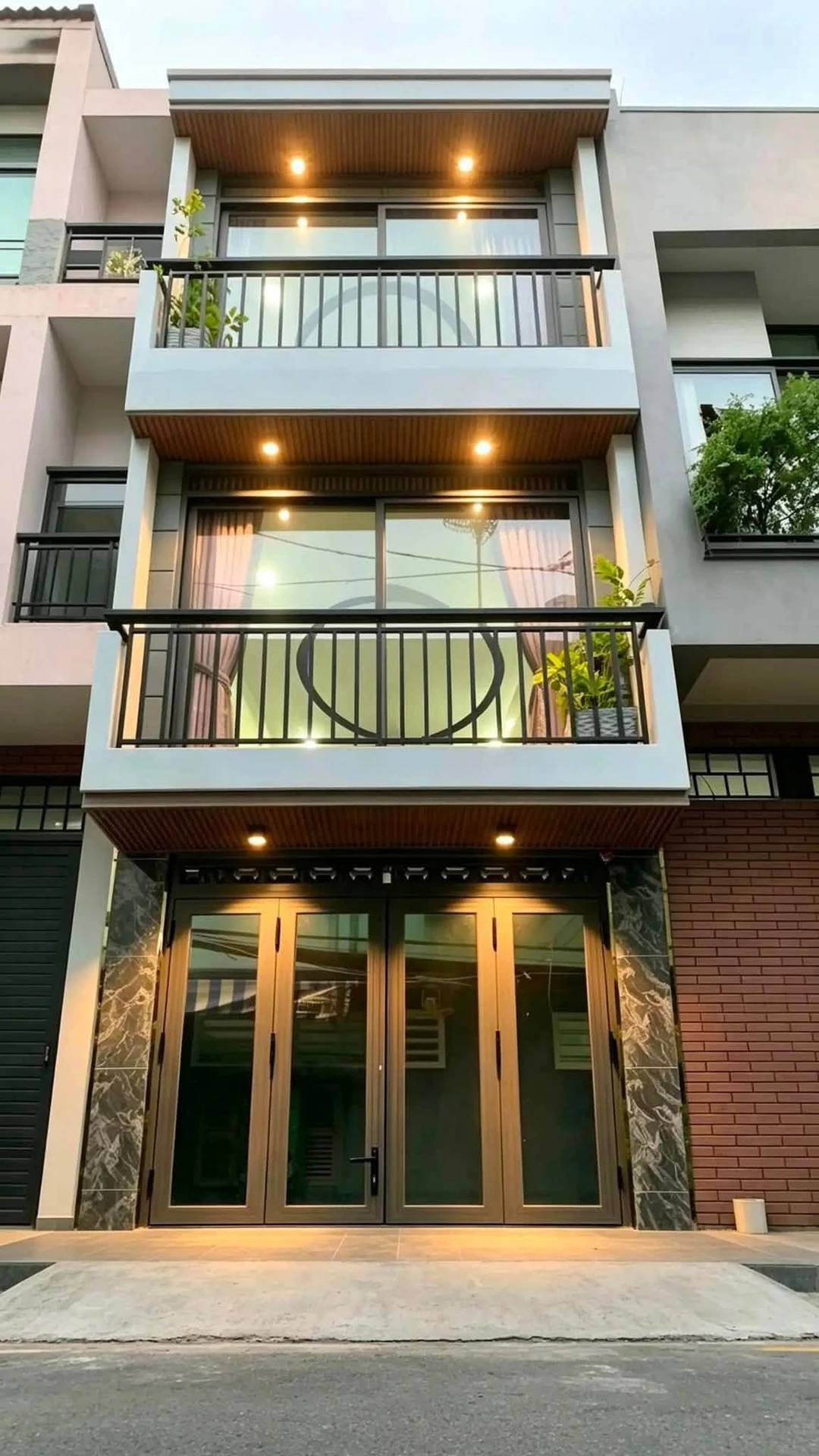 Bán nhà hẻm xe hơi 3 tầng 4PN đường Cao Đạt Quận 5, 30,5m2, giá 6,55 tỷ - Ảnh 1