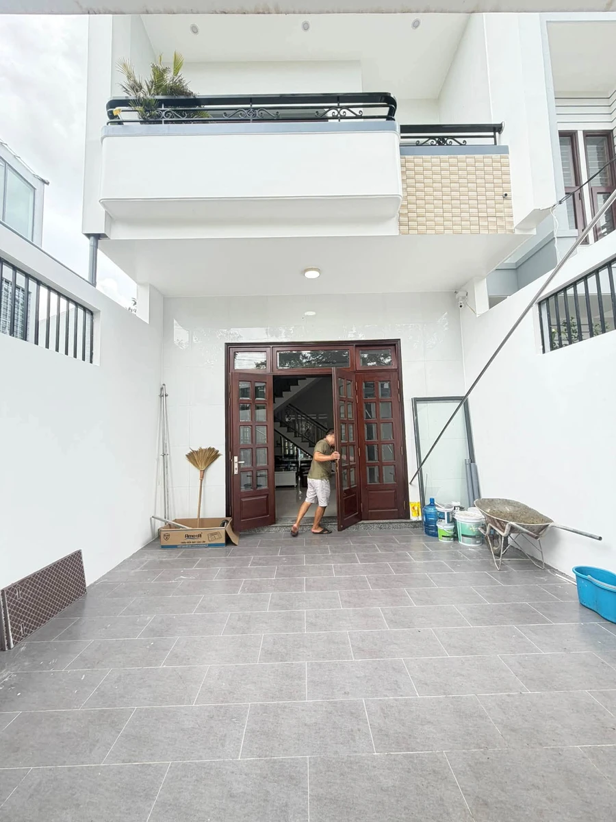 Nhà 3 tầng mặt tiền Lê Gia Đình, Huế, 114m², 6 tỷ - Ảnh thu nhỏ 3