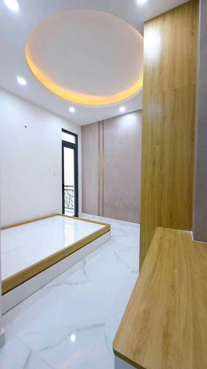 Bán nhà Xóm Chiếu Quận 4, 5x15m, 10 phòng ngủ, dòng tiền 14 triệu/tháng, giá 9,3 tỷ - Ảnh thu nhỏ 2