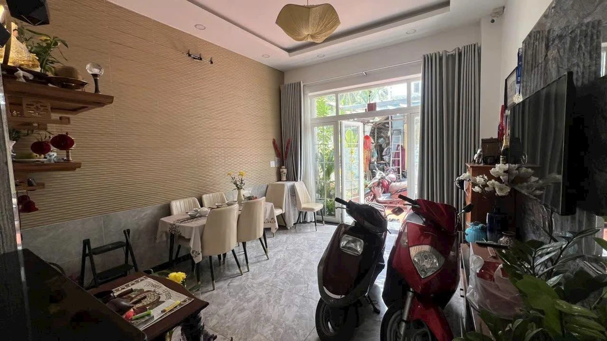 Nhà 2 lầu 53m² Lã Xuân Oai Tăng Nhơn Phú A 5.499 tỷ - Ảnh thu nhỏ 2