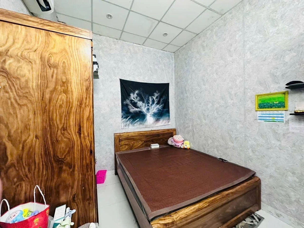 Bán nhà kiệt ô tô đường Vũ Ngọc Phan, Phường Thuỷ Xuân, Huế, 100m2, giá khoảng 1,9 tỷ - Ảnh thu nhỏ 4