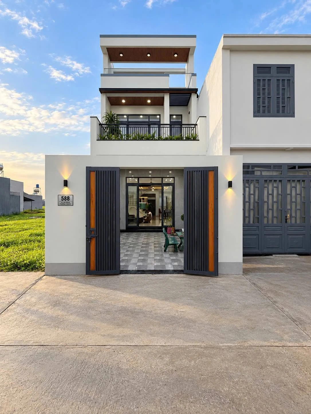Bán nhà 4PN 135m² Mỹ Hạnh Nam, Đức Hòa - 2 tỷ 790 - Ảnh 1