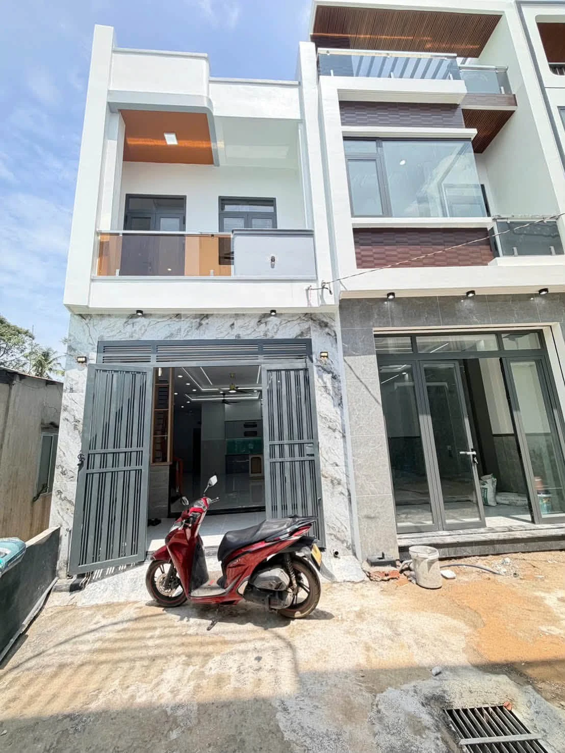 Bán nhà 1 trệt 1 lầu 3PN Bửu Hoà 70m2 - 2,8 tỷ - Ảnh 1