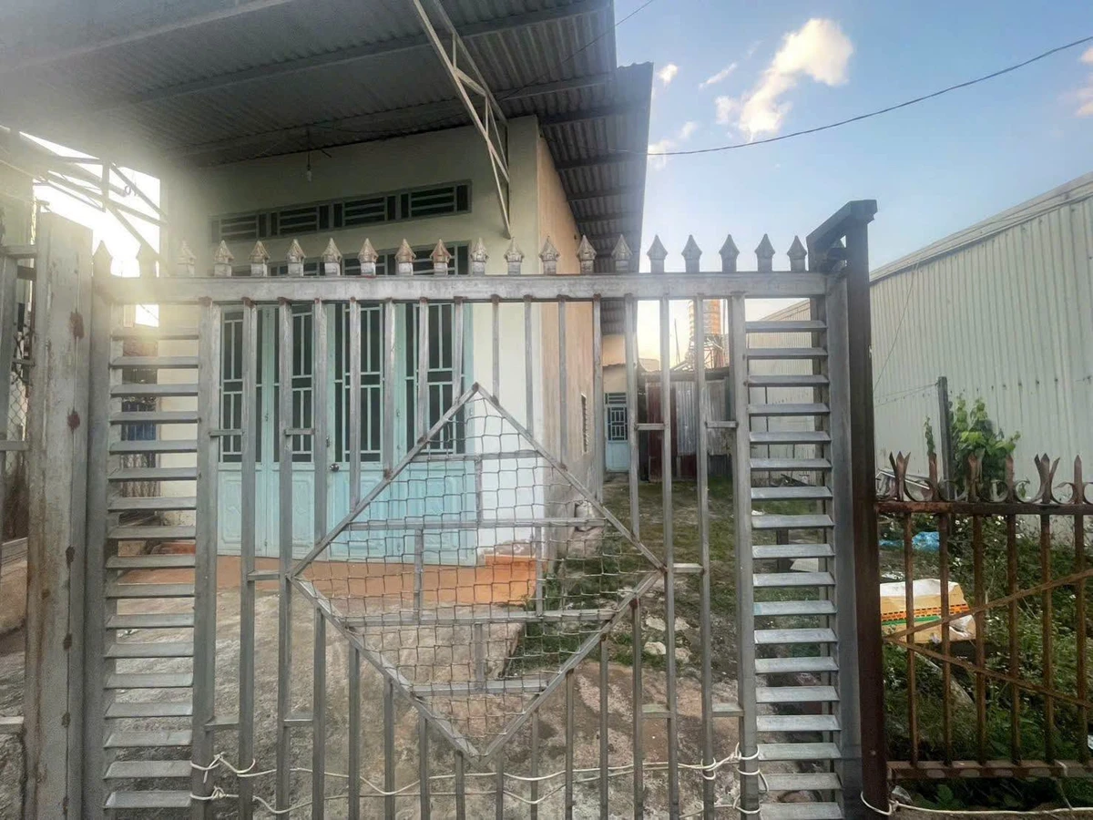 Bán nhà hẻm Trần Quý Cáp, 8x12.6m, 3PN, 800 triệu - Ảnh 1