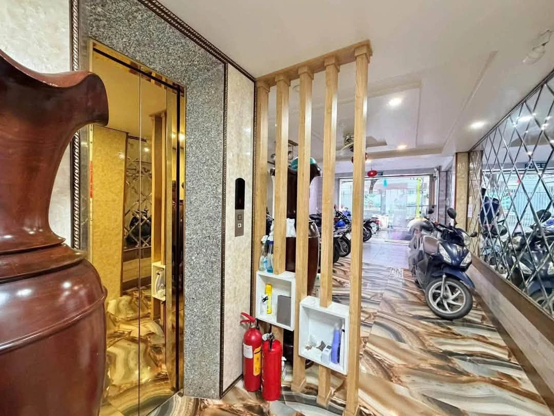 Bán shophouse 134m2, 5 tầng 20 căn hộ, mặt tiền Hoa Sữa, Phú Nhuận - Ảnh thu nhỏ 3