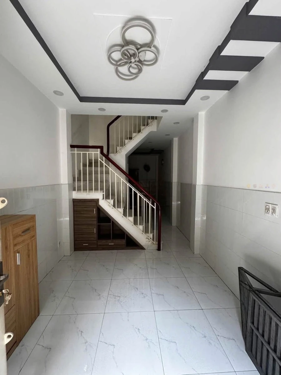 Bán nhà 4 tầng 3,1m x 9,4m, 4PN 3WC Quận 5, giá 6 tỷ - Ảnh thu nhỏ 2