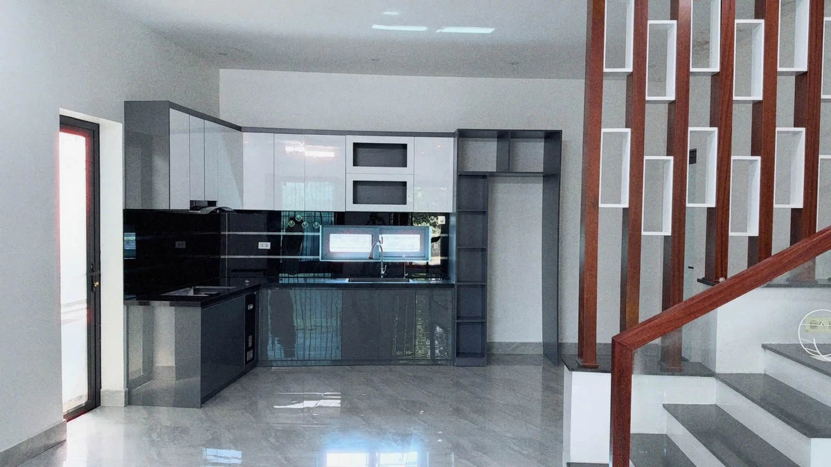 Bán nhà 100.6m² cạnh Vinh Heritage, TP Vinh, giá 4 tỷ - Ảnh thu nhỏ 2
