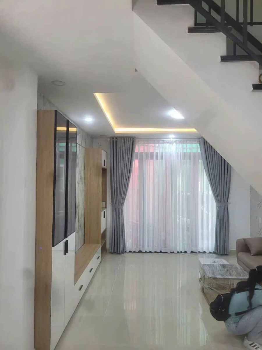 Bán nhà 8m ngang 32m² full nội thất Quận 3 - Ảnh thu nhỏ 2