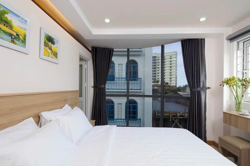 Bán tòa căn hộ 14 phòng 78m2 có thang máy gần biển Mỹ Khê, Đà Nẵng